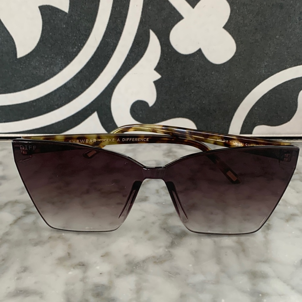 Diff Sunglasss